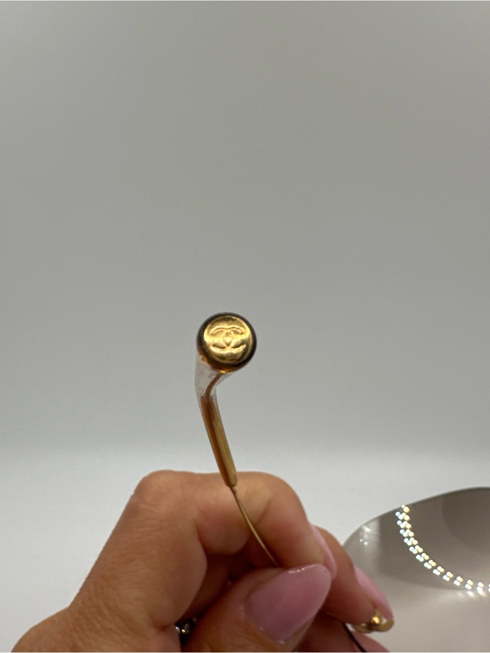 CHANEL Gold CC Logo Gradient Sunglasses - Picture 5 of 13